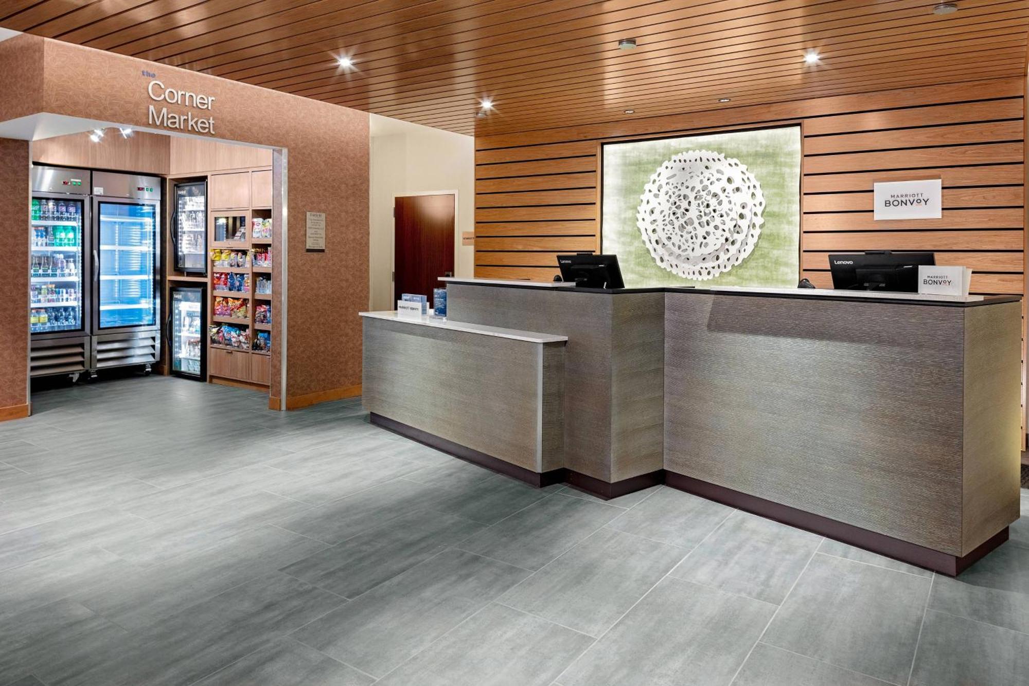 Fairfield Inn & Suites By Marriott Queensbury Glens Falls/Lake George Exterior photo
